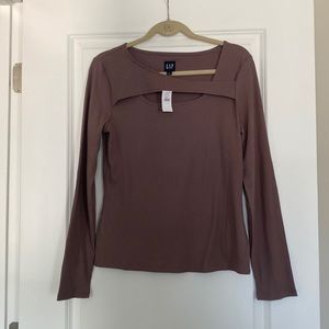 Gap Modern Cut-Out Long-Sleeve Ribbed Shirt